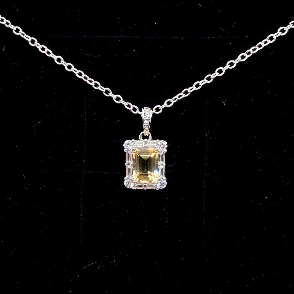 Natural citrine solitaire pendant sterling silver